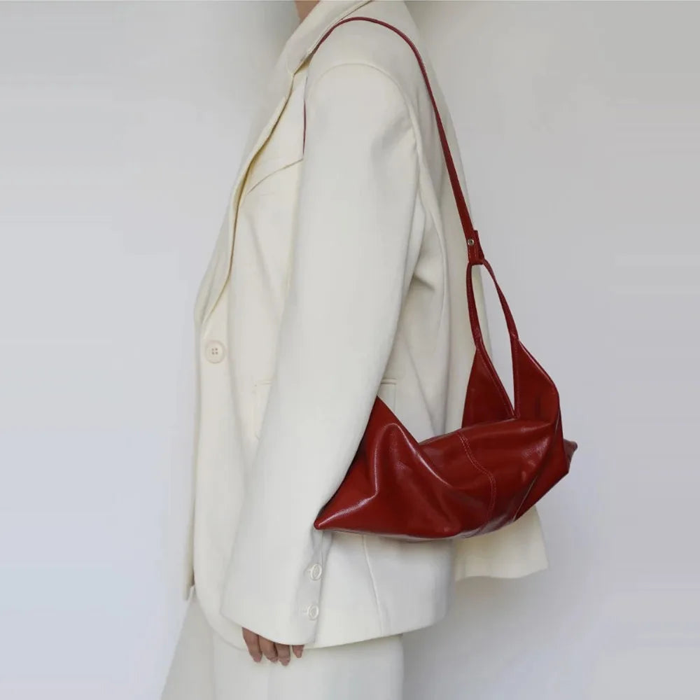 Soft Leather Croissant Crossbody Bag Commuting Vintage Lazy Style Shoulder Bag Korean Style Hobos Oil Wax Leather Handbag Travel
